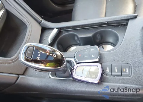 2018 Cadillac Xt5 Luxury z USA, uszkodzony, nr VIN 1GYKNDRS1JZ182417